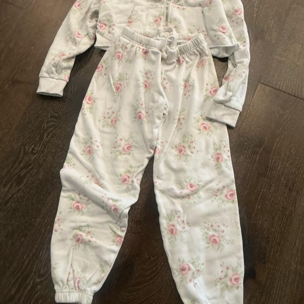 Katie J Floral Sweat Set M